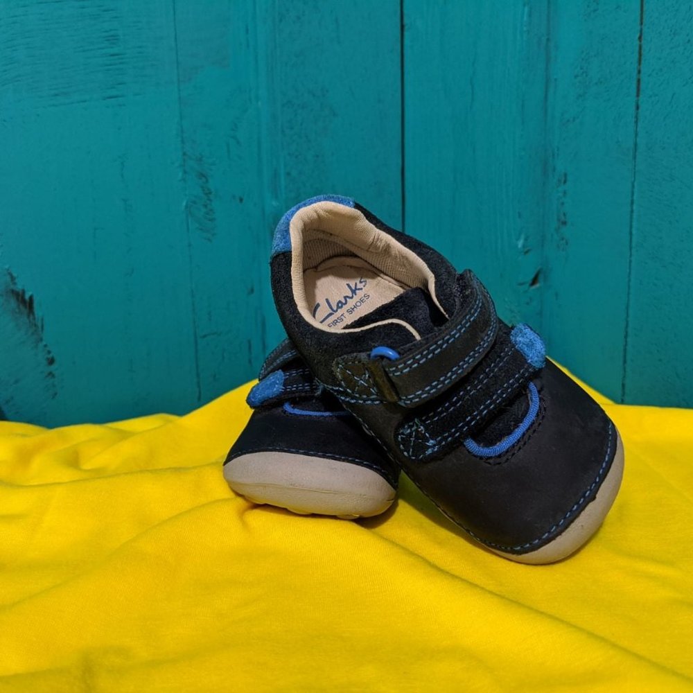 Toddler Clarks - Size 4 - 0073